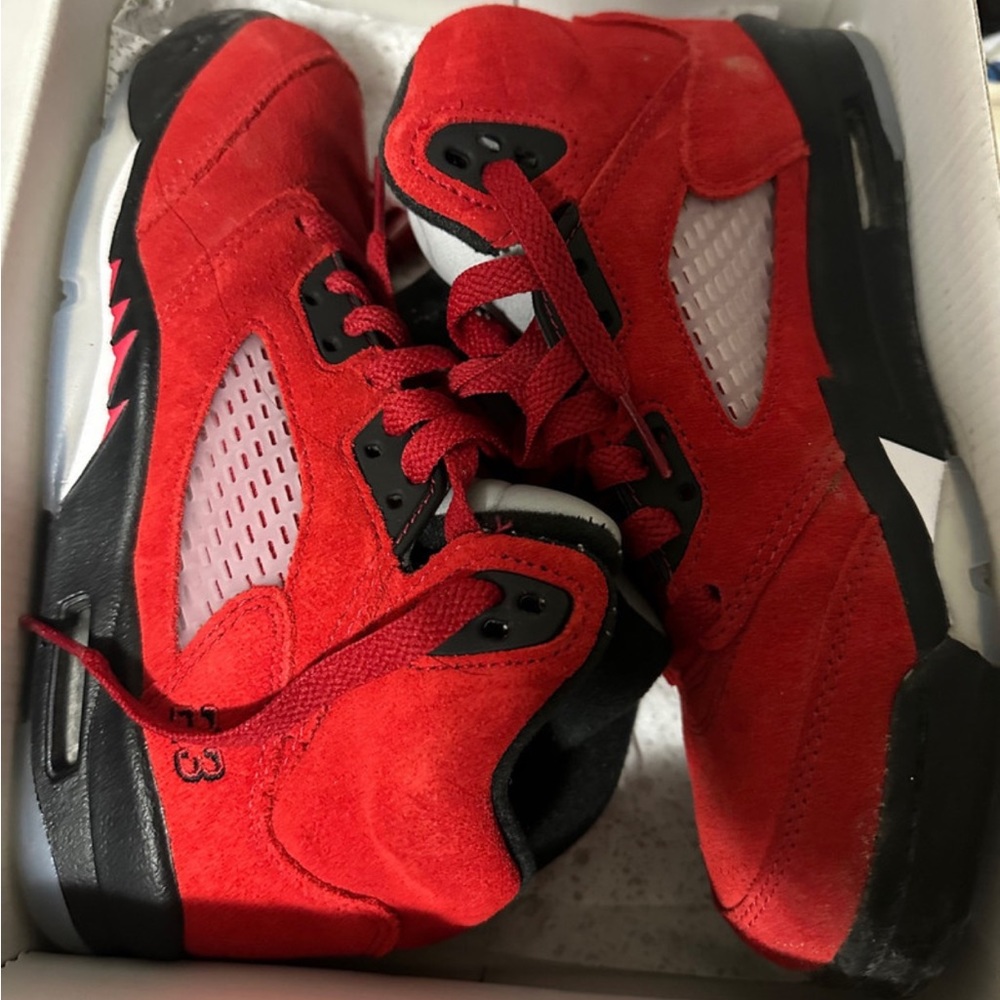 Air Jordan 5 retro raging bull retro barely used GS 4.5Y